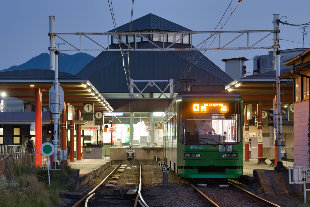 【広電】広電宮島口駅が移転に伴い旧駅舎が営業終了の拡大写真