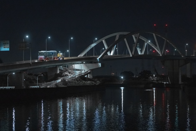 【大モノ】1000系 1131F廃車陸送を不明で撮影した写真