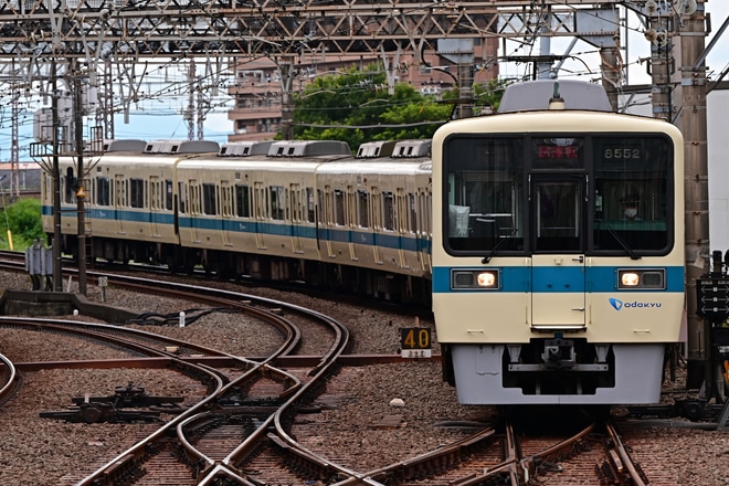 【小田急】8000形8252×6(8252F)試運転を藤沢駅で撮影した写真