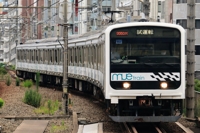 【JR東】209系「Mue-Train」 総武本線試運転(202207)を恵比寿駅で撮影した写真