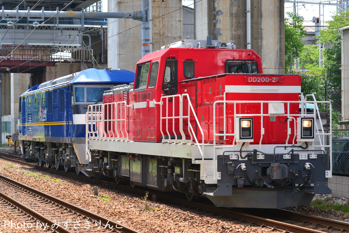 【JR貨】EF210-342 川崎車両甲種輸送で初のDD200牽引の拡大写真