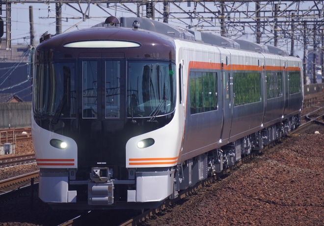 【JR海】HC85系D6編成日本車両出場を尾張一宮駅で撮影した写真