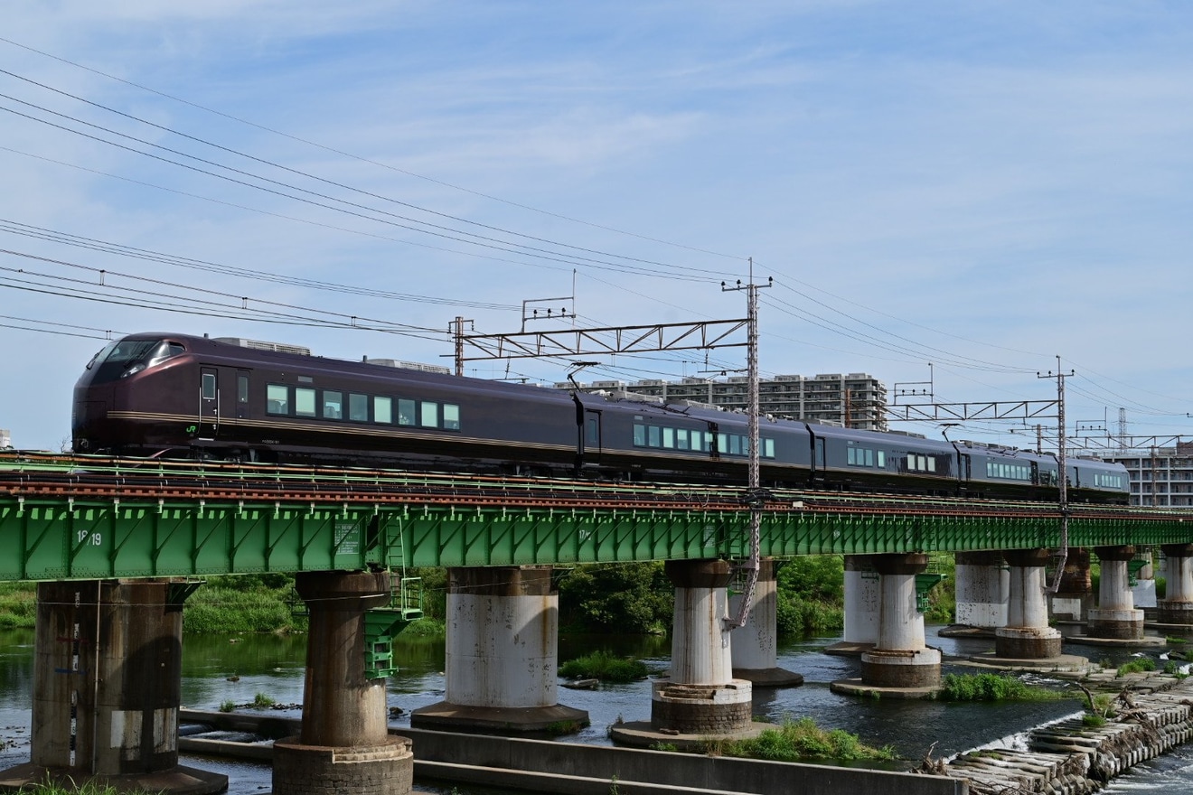 【JR東】E655系「和」を使用した小淵沢行き団臨の拡大写真