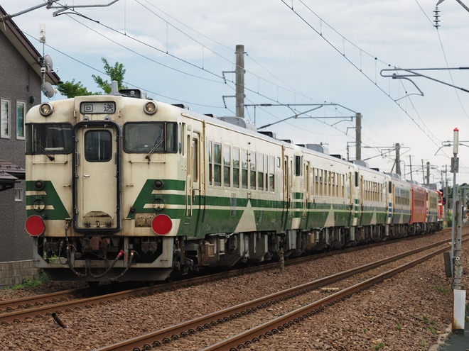 【JR東】キハ40系列6両が東能代から秋田総合車両センターへ配給輸送