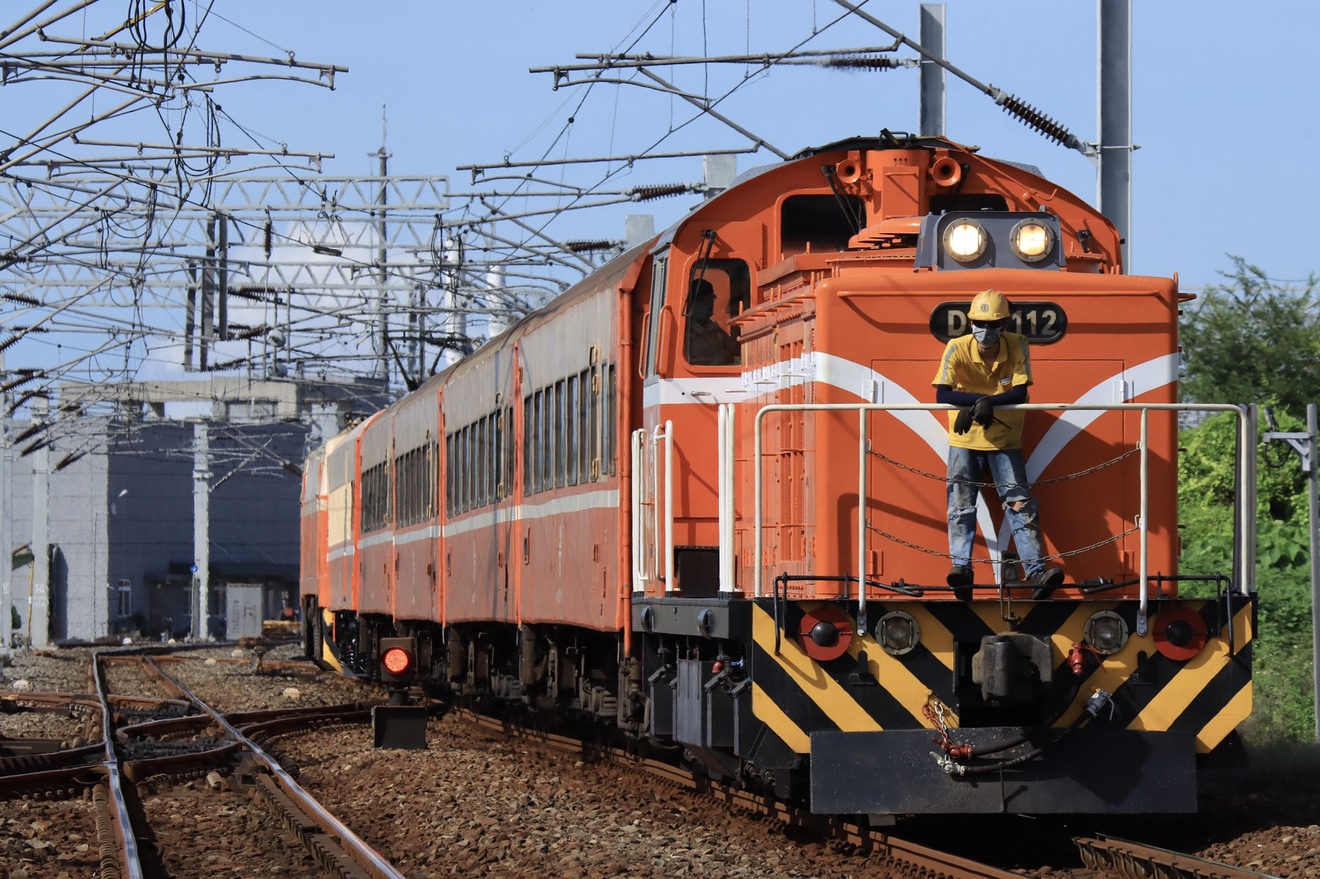 【台鐵】SA32820(総統専用車両)が出場回送の拡大写真