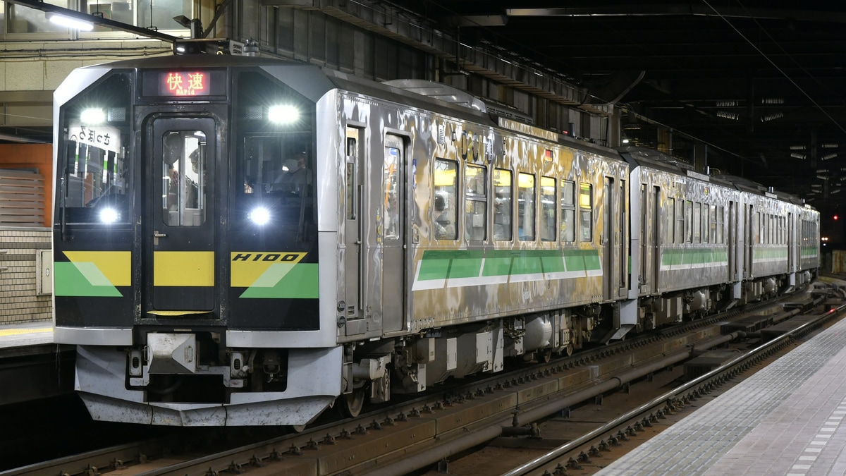 JR北】おたる潮まつりの開催に伴うH100形4連の回送が臨時快速として