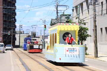 【函館市】「港まつり花電車」運行開始 