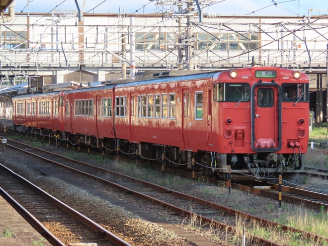 【JR西】香住ふるさと号がキハ47形4両で運転を豊岡駅で撮影した写真