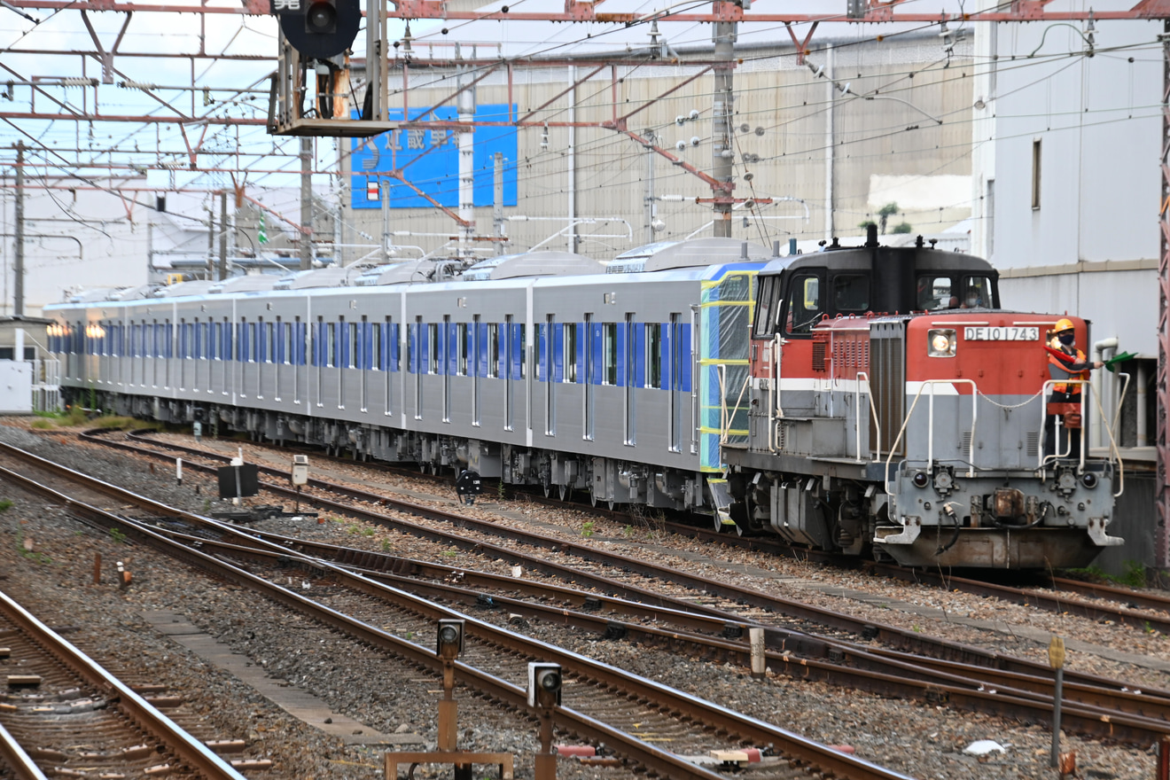 【都営】都営三田線6500系6512F甲種輸送の拡大写真