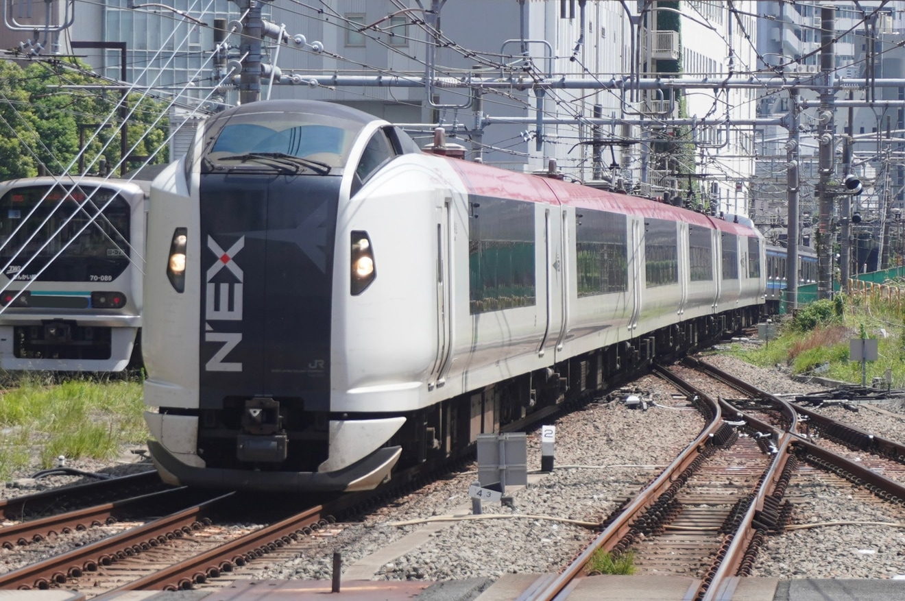 【JR東】E259系Ne002編成大宮総合車両センター入場回送の拡大写真