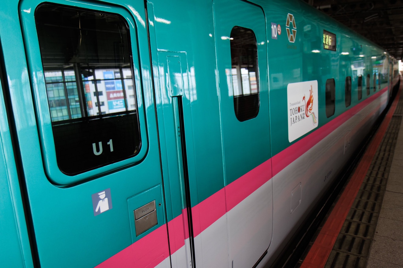 【JR東】E5系U1編成新幹線総合車両センター出場北上試運転の拡大写真