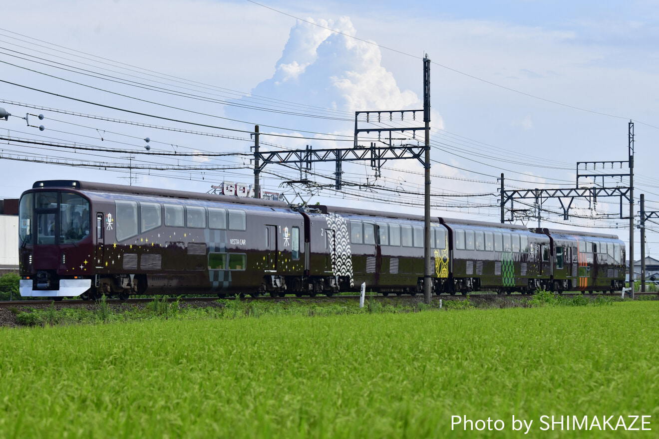 【近鉄】20000系PL01「楽」を使用した団体臨時列車(20220805)の拡大写真