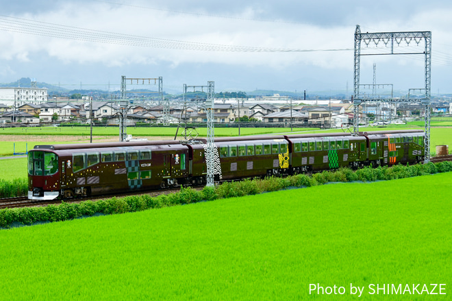【近鉄】夏休み企画・楽で行く 真夏のパルケエスパーニャの旅を東松阪～櫛田間で撮影した写真