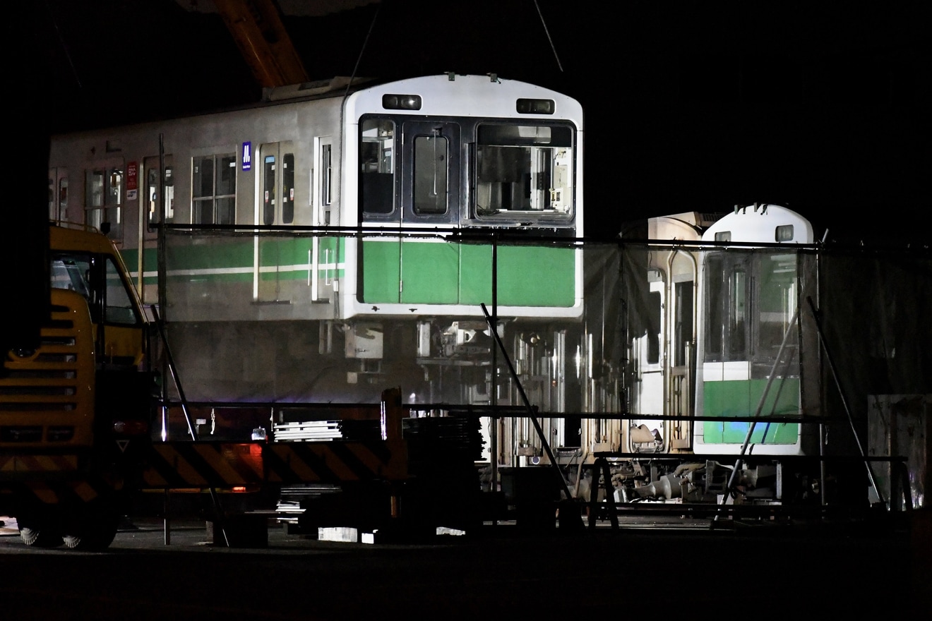 【大阪メトロ】20系2631F廃車搬出陸送の拡大写真