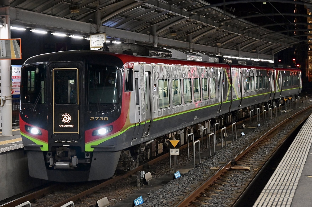 【JR四】特急「うずしお」に土佐くろしお鉄道の2700系が充当の拡大写真