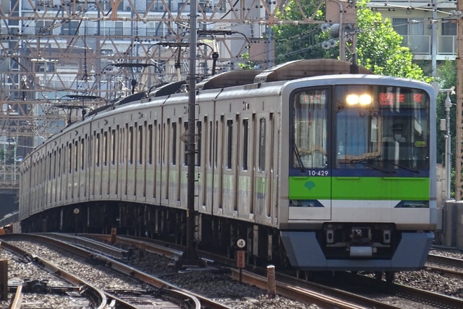 【都営】10-300形10-420F営業運転終了を笹塚駅で撮影した写真