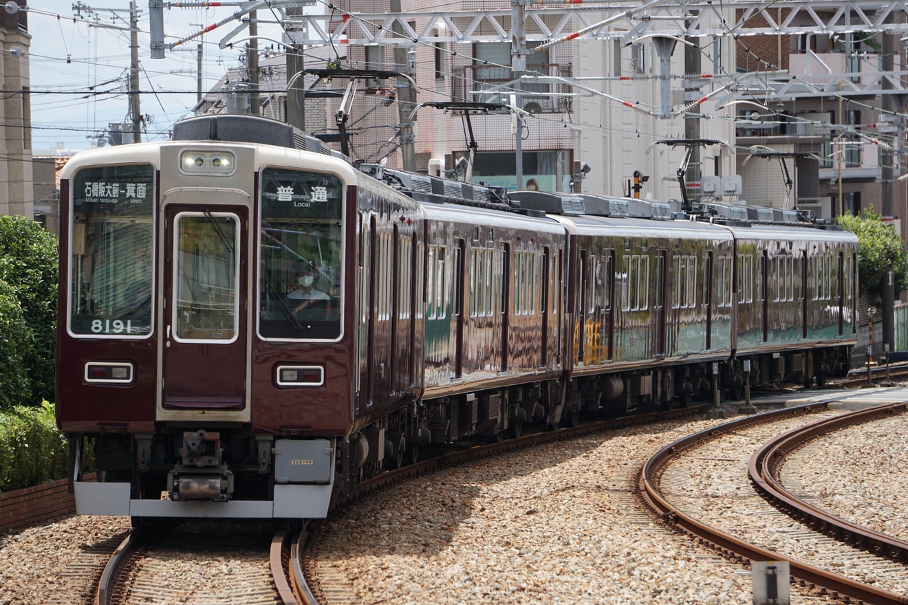 【阪急】8000系8040F+8041Fが阪急箕面線の運用に充当の拡大写真