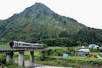 【JR東】GV-E401-6+GV-E402-6が只見線(不通区間含)で会津若松から回送
