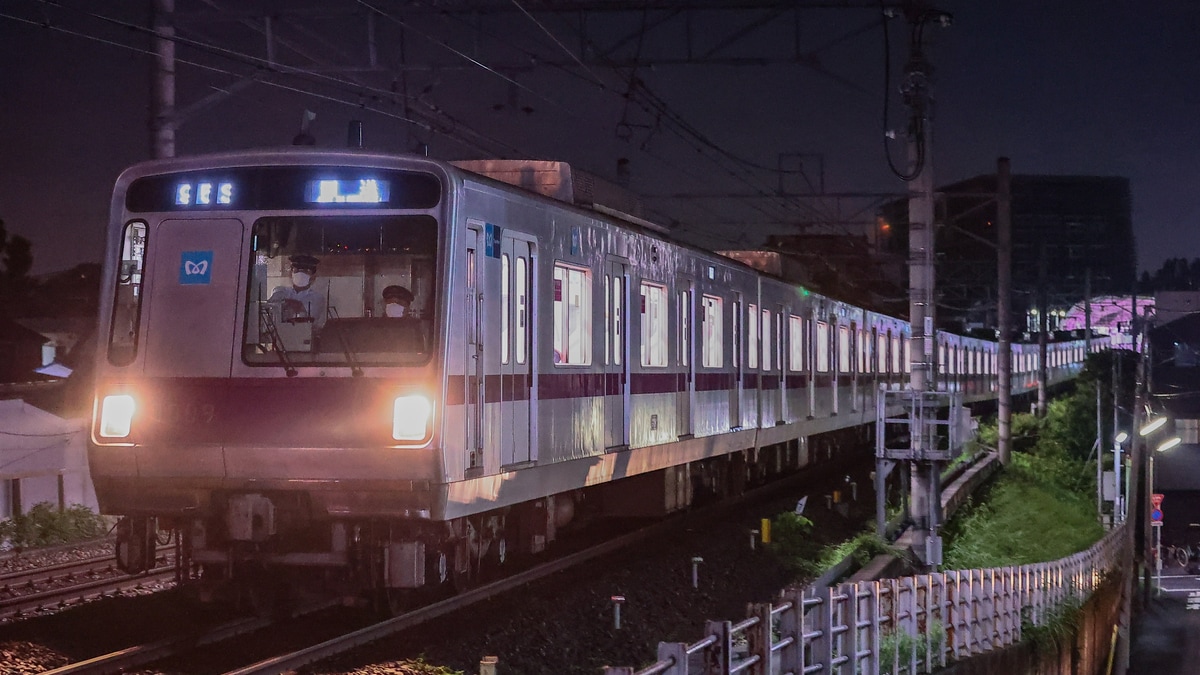 メトロ】8000系8109F新木場CR出場 |2nd-train鉄道ニュース