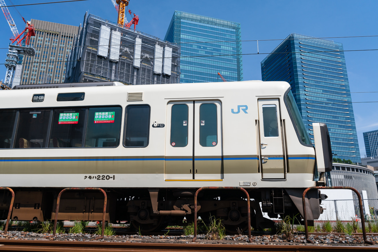 【JR西】梅田貨物線、城東貨物線保安列車に221系NA418編成が充当の拡大写真