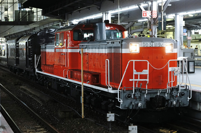【JR西】オヤ31-31が網干総合車両所宮原支所へ回送を大阪駅で撮影した写真