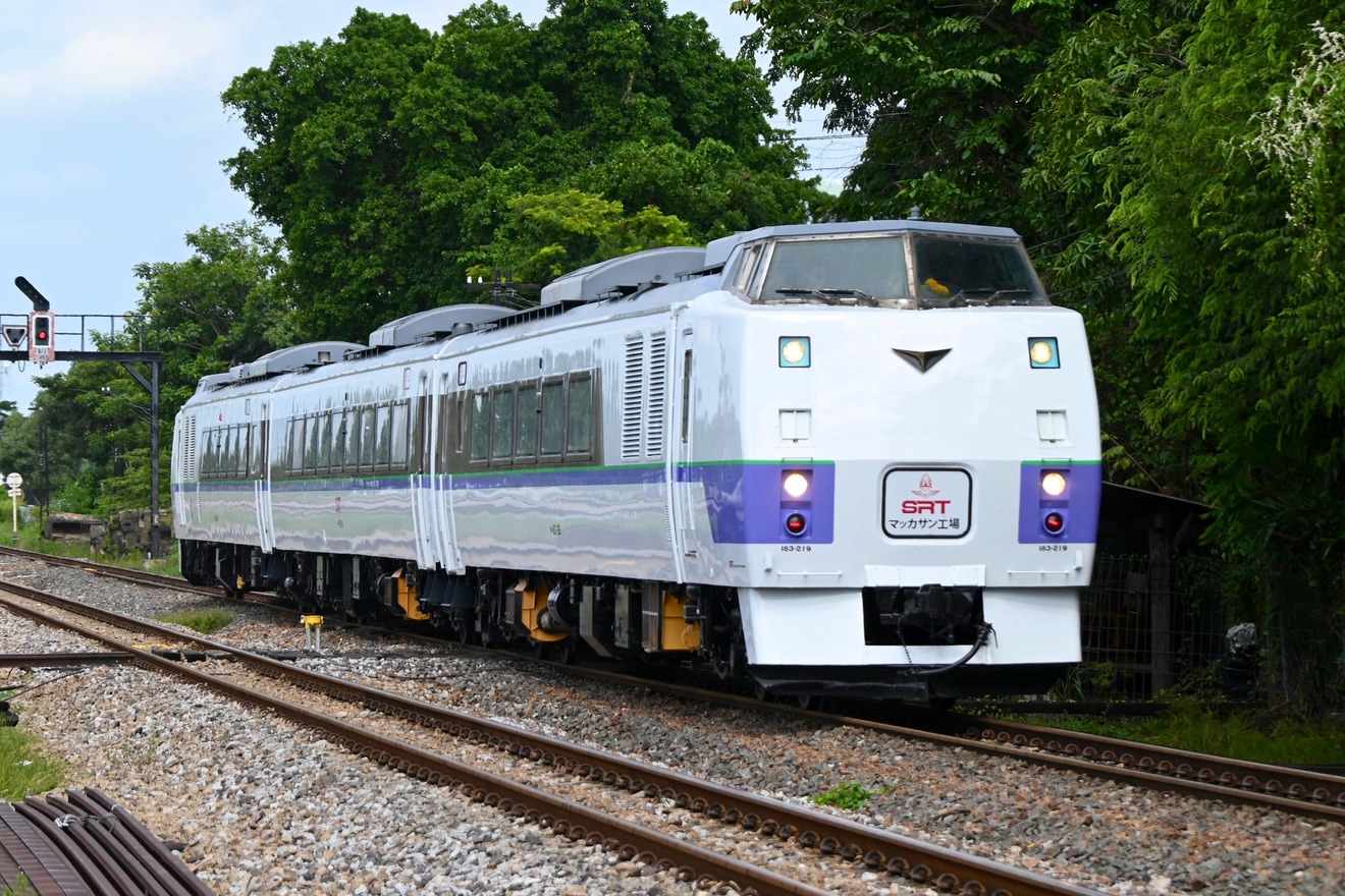 【タイ】キハ183系3両がタイの東本線で試運転の拡大写真