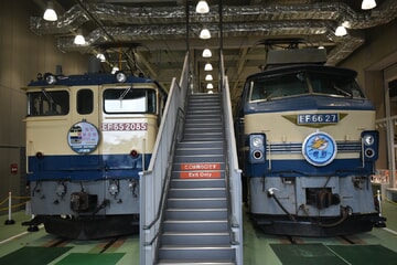 JR貨】EF65-2085、EF66-27、コキ104が京都鉄道博物館から返却