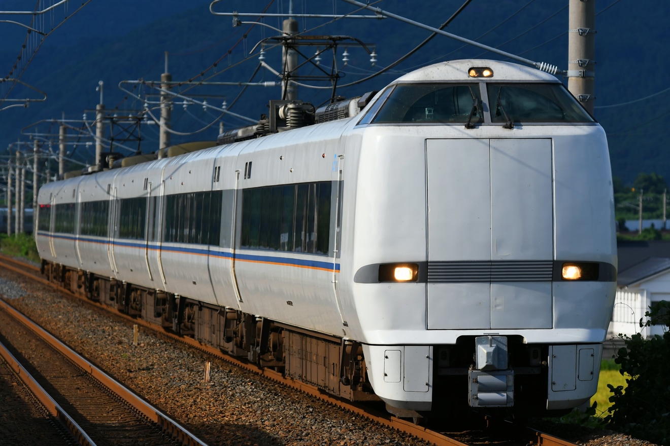 【JR西】681系N02編成吹田総合車両所入場回送の拡大写真