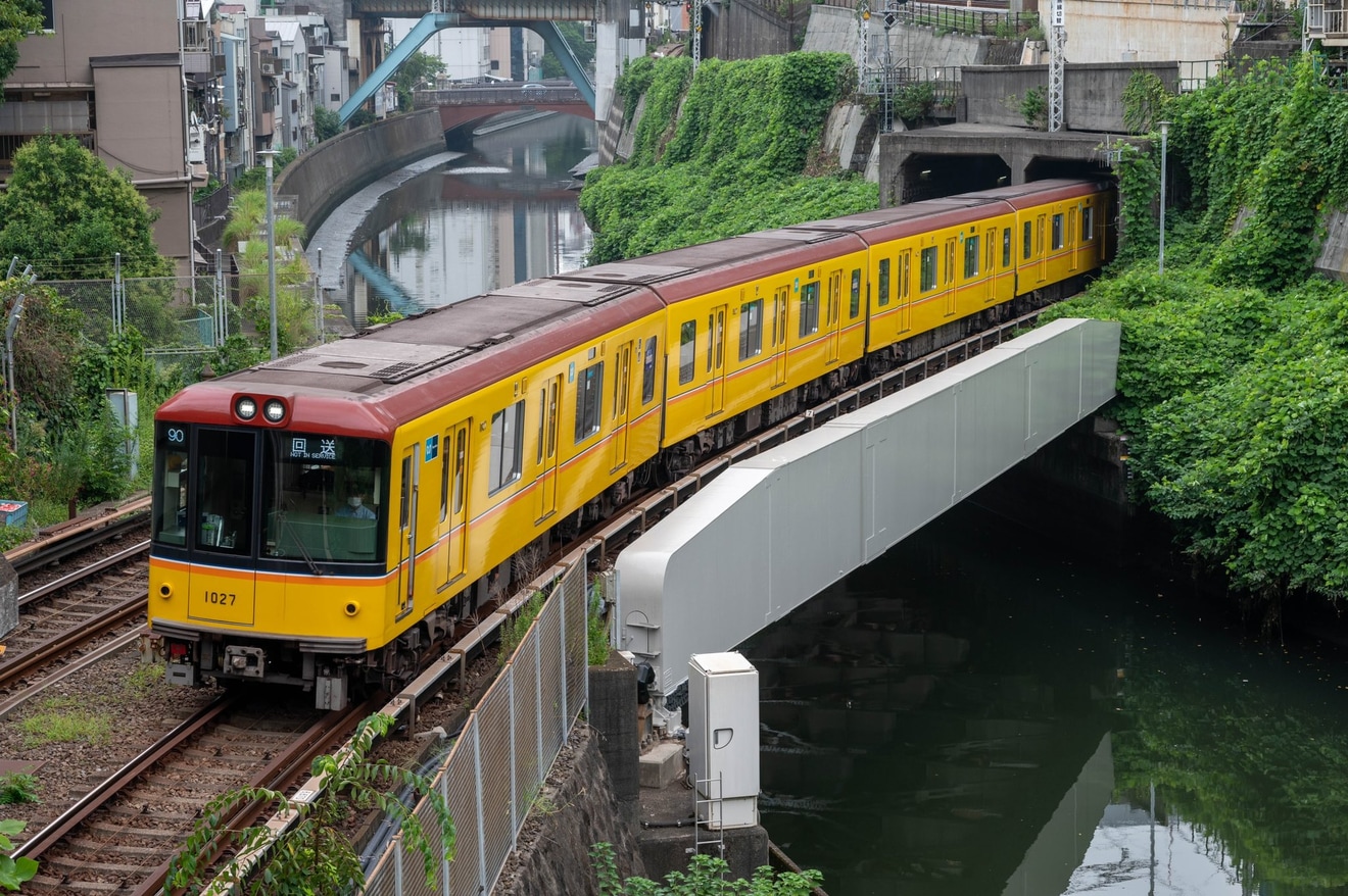 【メトロ】1000系1127Fが小石川車両基地への拡大写真