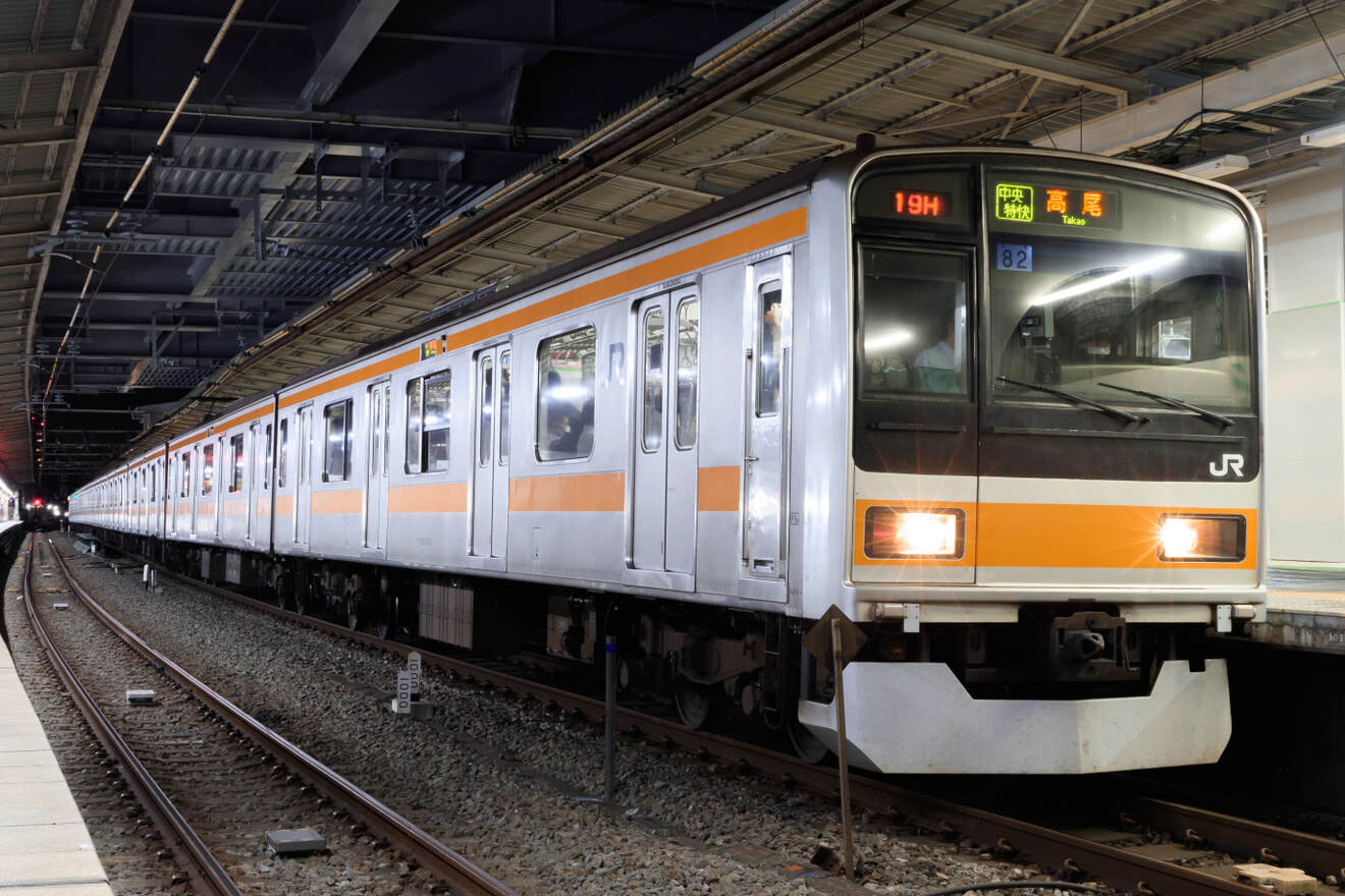 【JR東】209系1000番台 トタ82編成 代走運用に充当の拡大写真