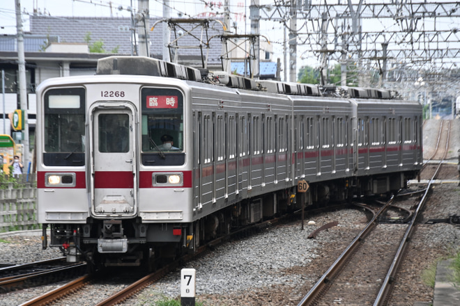 【東武】10030型50番台 11267F+11268F 団体臨時列車を岩槻駅で撮影した写真