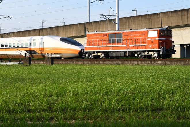 【台湾高鐵】DD14-331牽引で700T型TR28編成が入場を不明で撮影した写真