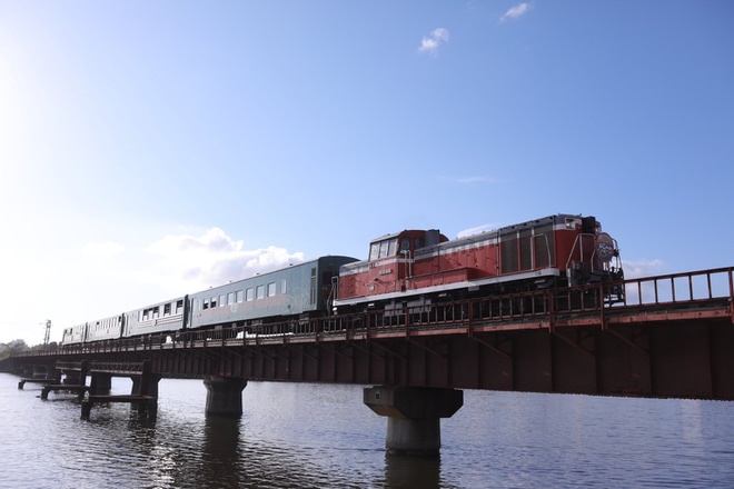 【JR北】「夕陽ノロッコ号」を運行