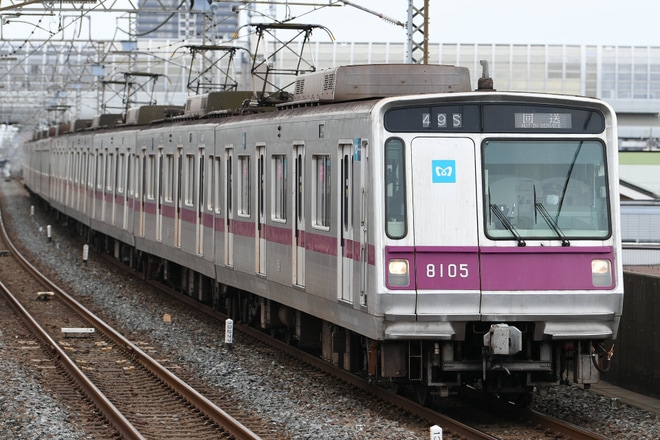 【メトロ】8000系8105F廃車回送を新田駅で撮影した写真