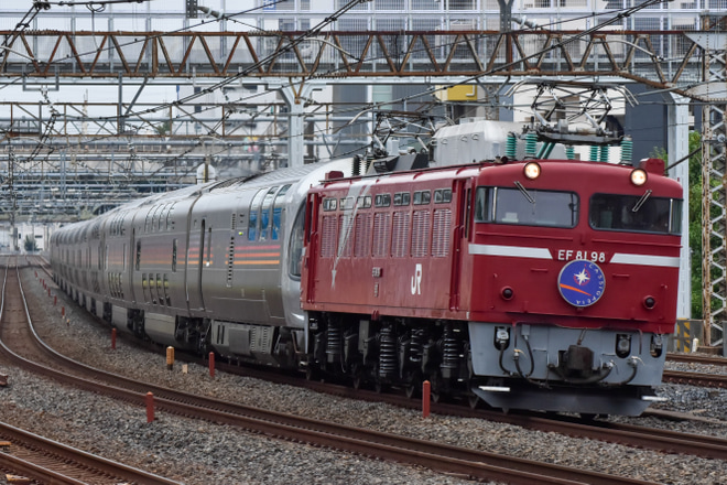 【JR東】EF81-98牽引青森行きカシオペア紀行運転を赤羽～浦和間で撮影した写真