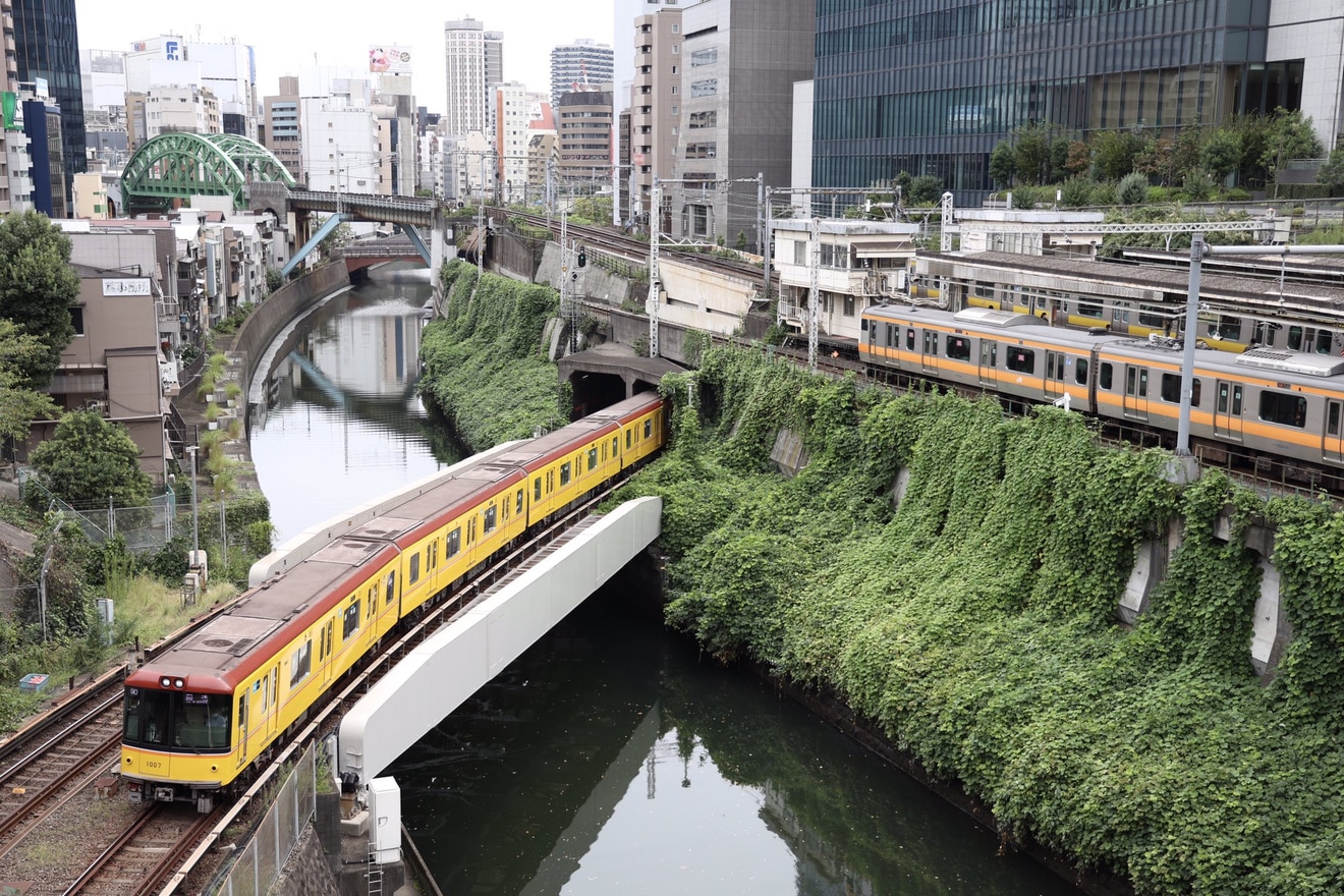 【メトロ】1000系1107F小石川車両基地へ入場回送の拡大写真