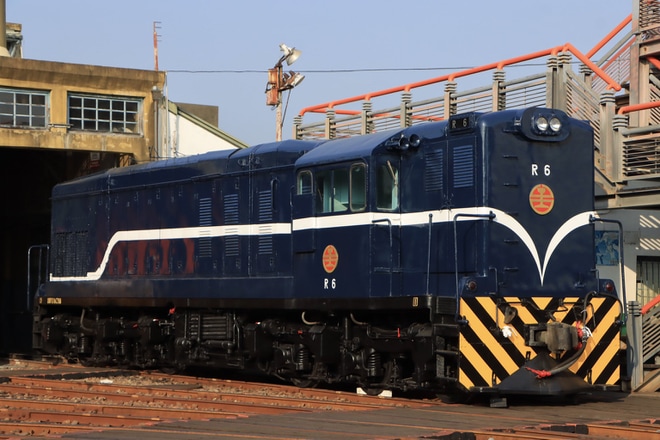【台鐵】R155+CK124+炭水車+R6+R21の回送を不明で撮影した写真