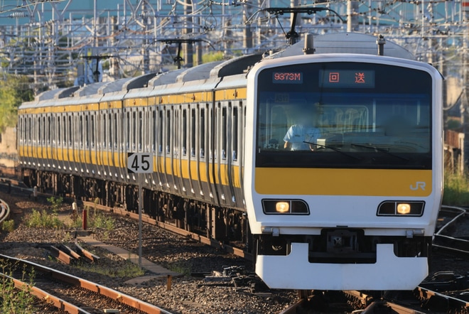 【JR東】E231系ミツA517編成が幕張車両センターへを幕張駅で撮影した写真