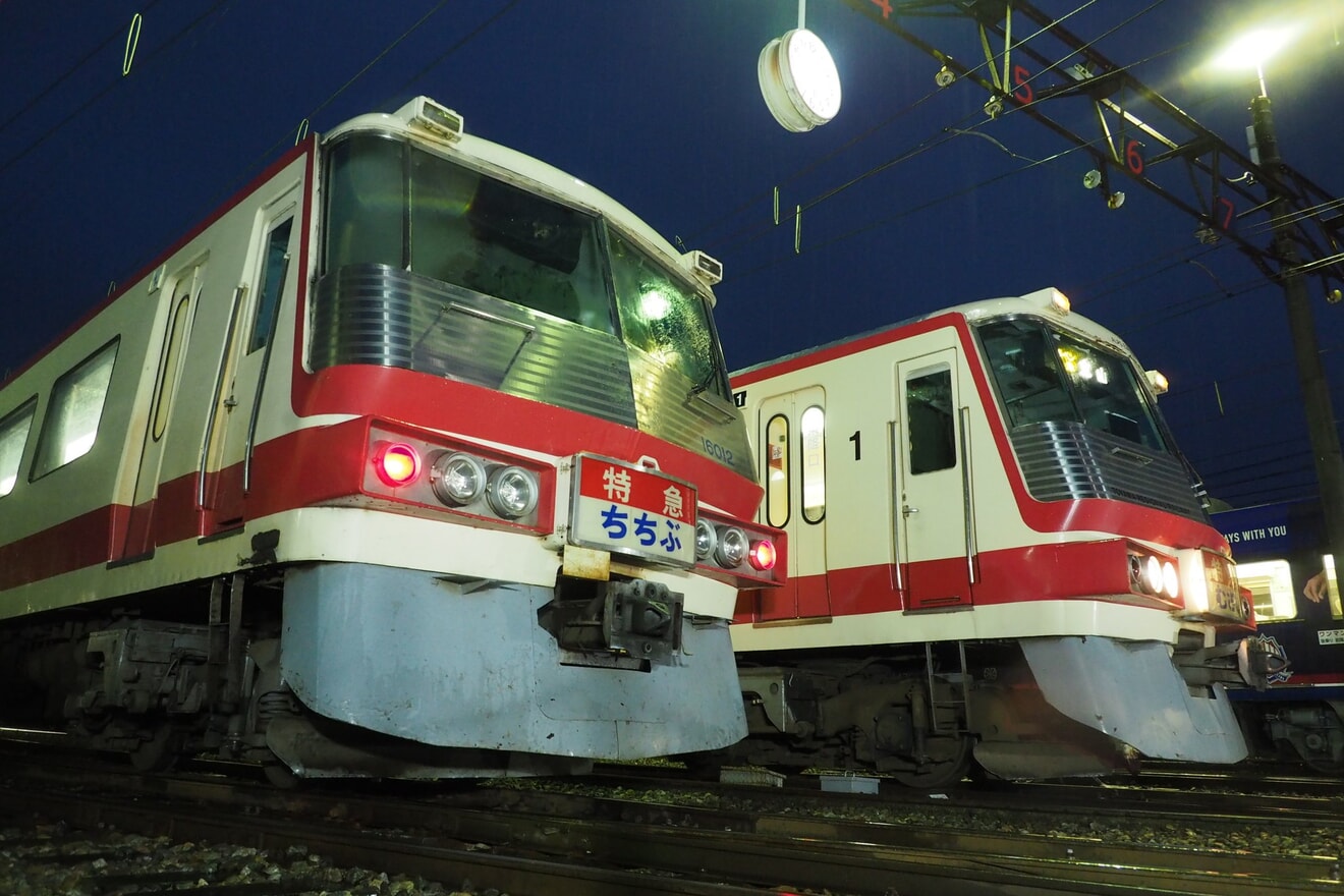 2nd-train 【地鉄】16010形16011F(元西武5000系レッドアロー第一編成