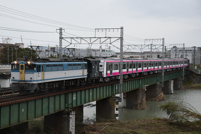 【新京成】80000形80036編成甲種輸送を興津～由比間で撮影した写真