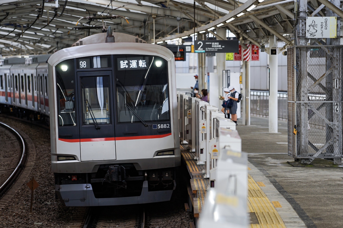 【東急】5080系5182F8連化され性能確認試運転の拡大写真