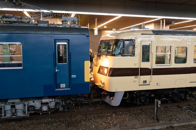 【JR西】クハ117-1 保存車両方転回送を大阪駅で撮影した写真