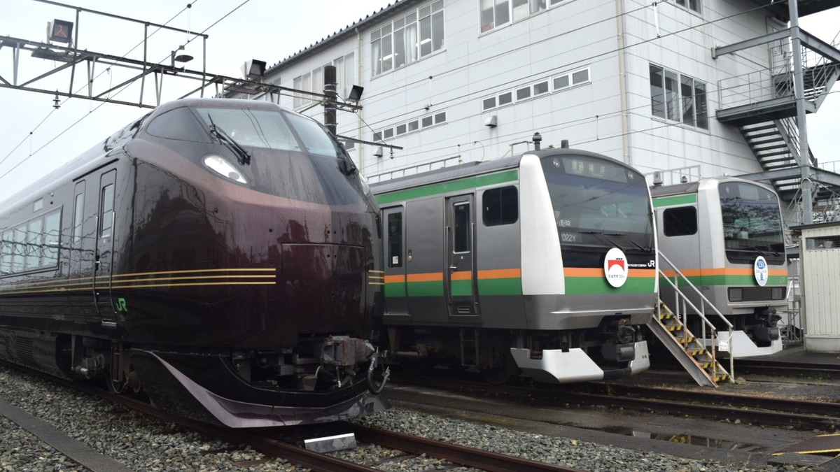 JR東】E655系 『鉄道開業150周年記念列車』運行に伴う国府津車両センターにて記念撮影会 |2nd-train鉄道ニュース