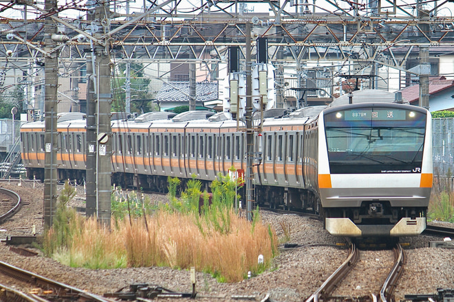 【JR東】E233系トタT27編成 大宮総合車両センター入場回送を立川駅で撮影した写真