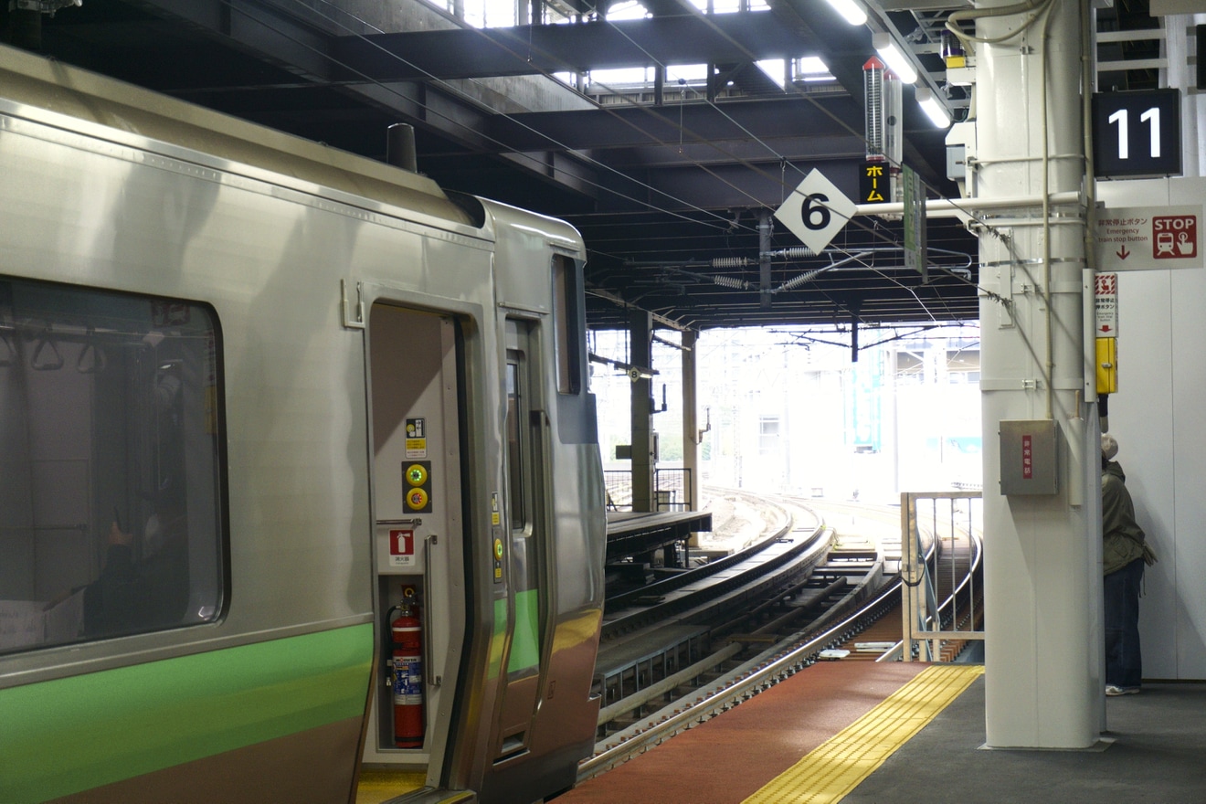 【JR北】札幌駅11番ホーム利用開始の拡大写真