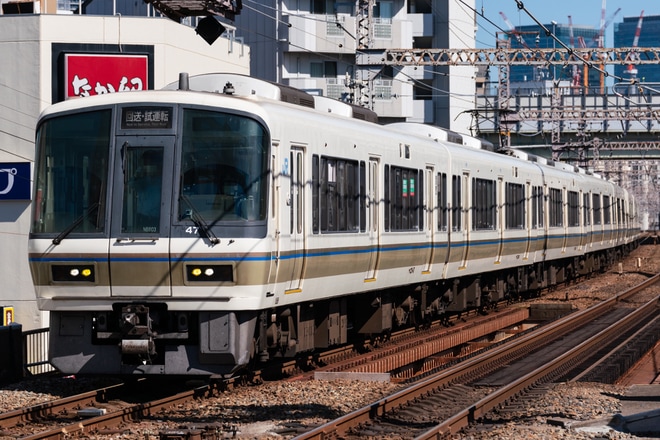 【JR西】221系奈良車8両を使用した梅田貨物線での乗務員訓練を野田駅で撮影した写真