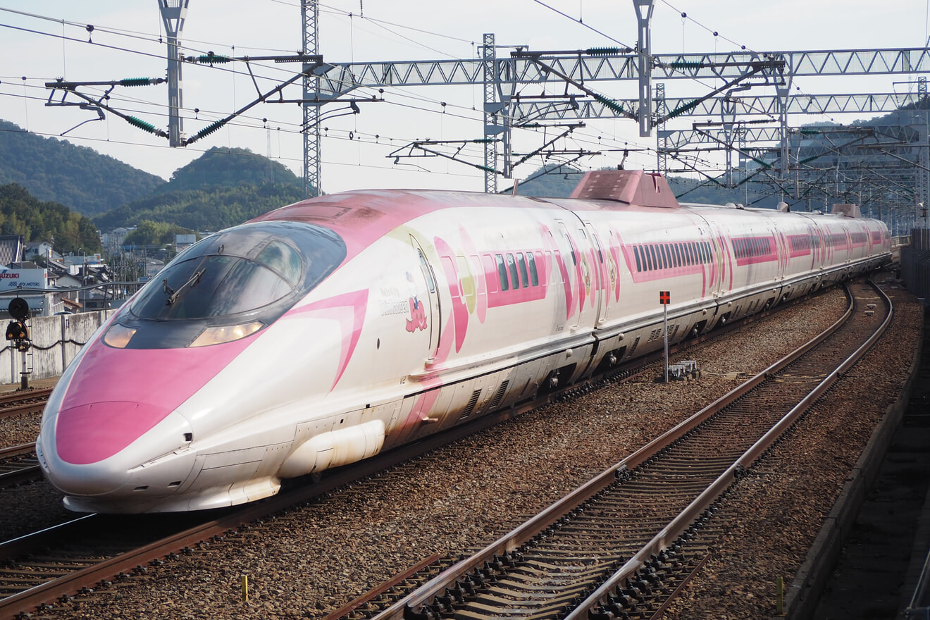 【JR西】「往路『500系ハローキティ新幹線』で行く新幹線ふれあいデー」ツアーを催行の拡大写真