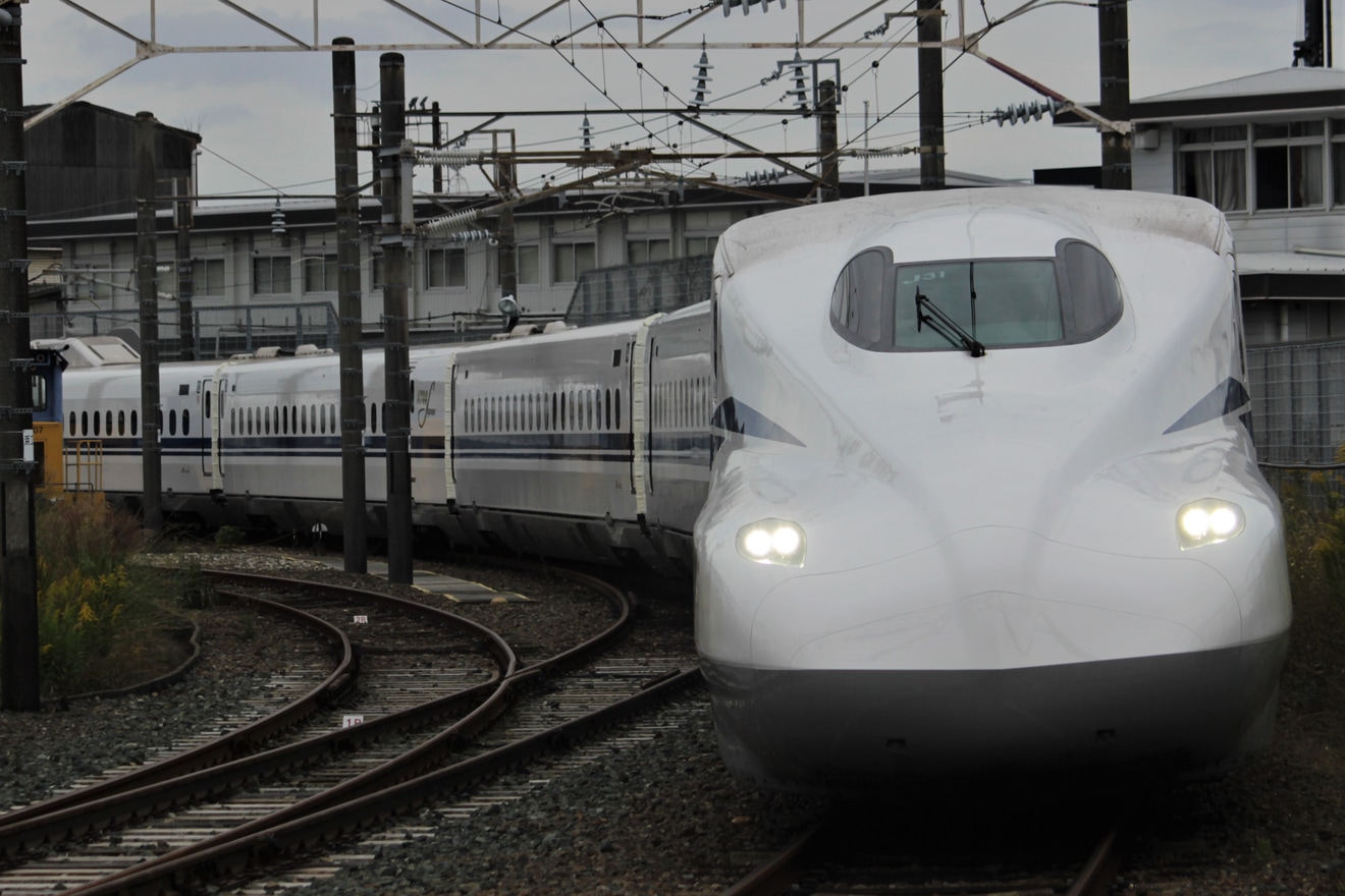 【JR海】「『鉄道開業150年キャンペーン特別企画 東海道新幹線 浜松工場へGO』ツアー」が催行の拡大写真