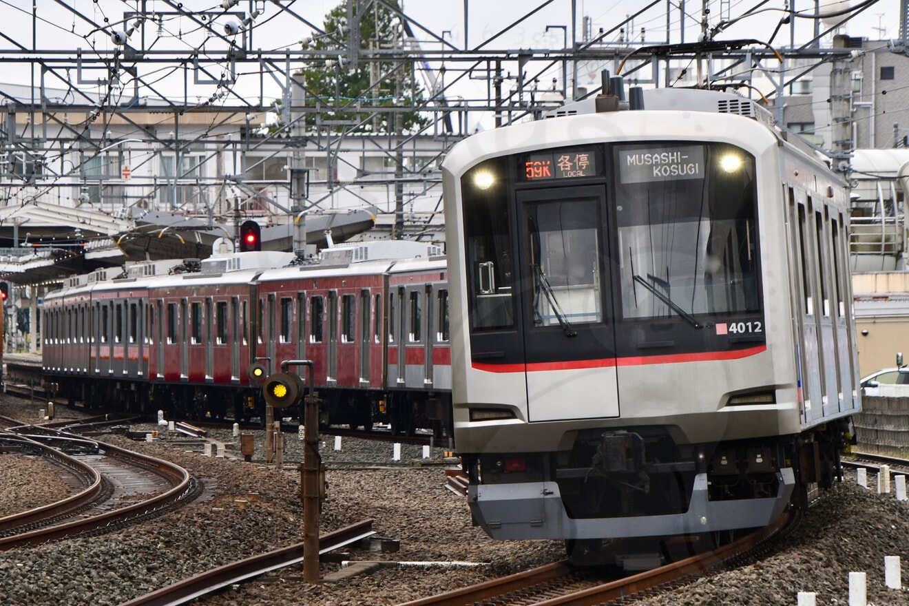 【東急】5050系4112F(Q-SEAT車組み込み) 営業運転開始の拡大写真