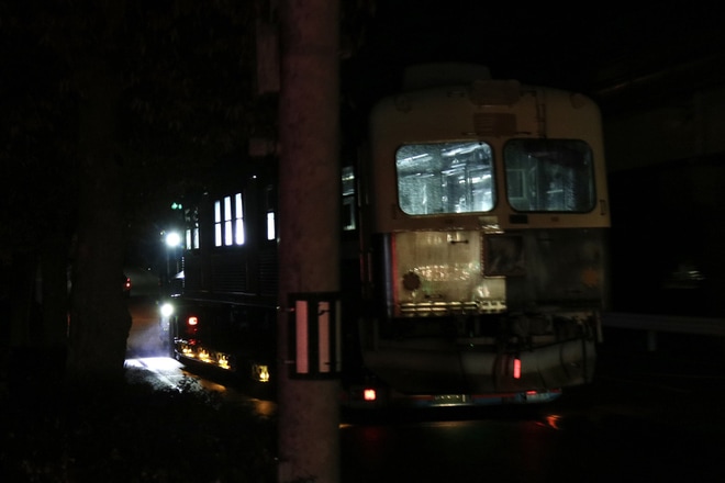 【北鉄】8000系8802編成(京王3000系復刻塗装)廃車陸送を不明で撮影した写真